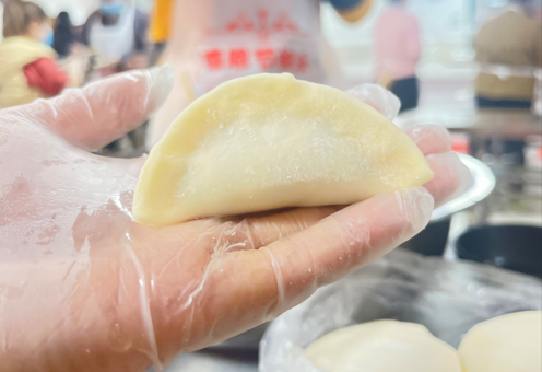 感恩從心開始，讓愛溫暖彼此----記華虹感恩節(jié)活動(dòng)